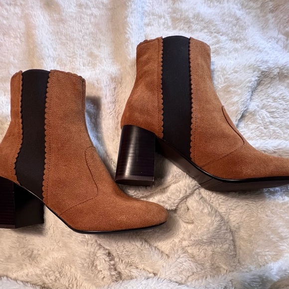 See By Chloe Brown and Black Ankle Boots Chelsea Style - Picture 8 of 10
